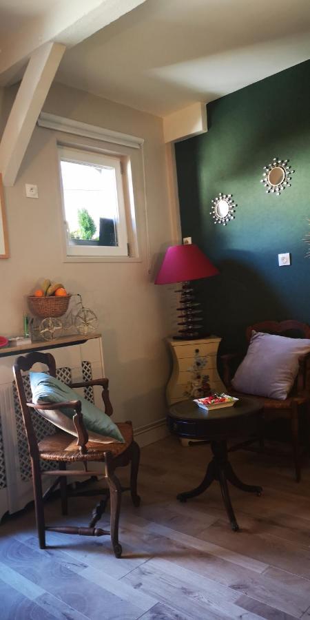 La Cour Du Puits Chambre Maxime Cormeilles  エクステリア 写真