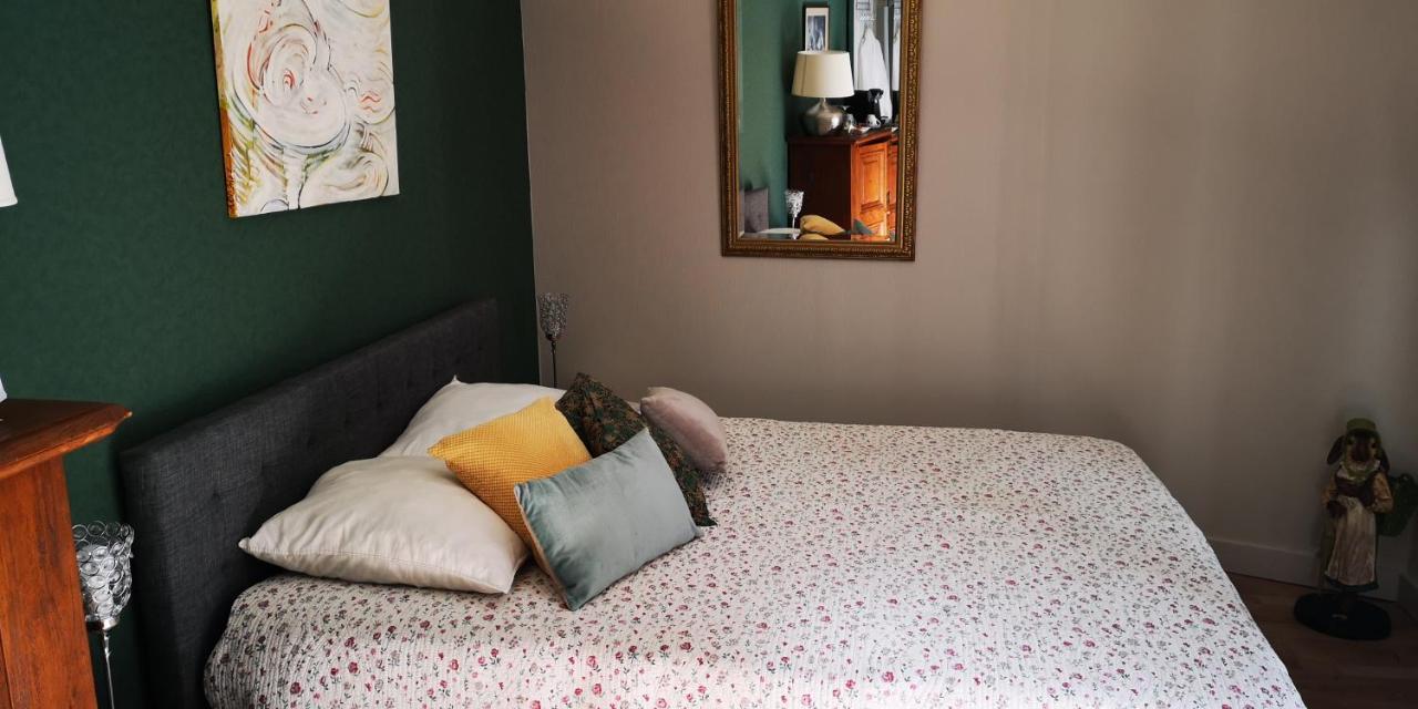 La Cour Du Puits Chambre Maxime Cormeilles  エクステリア 写真